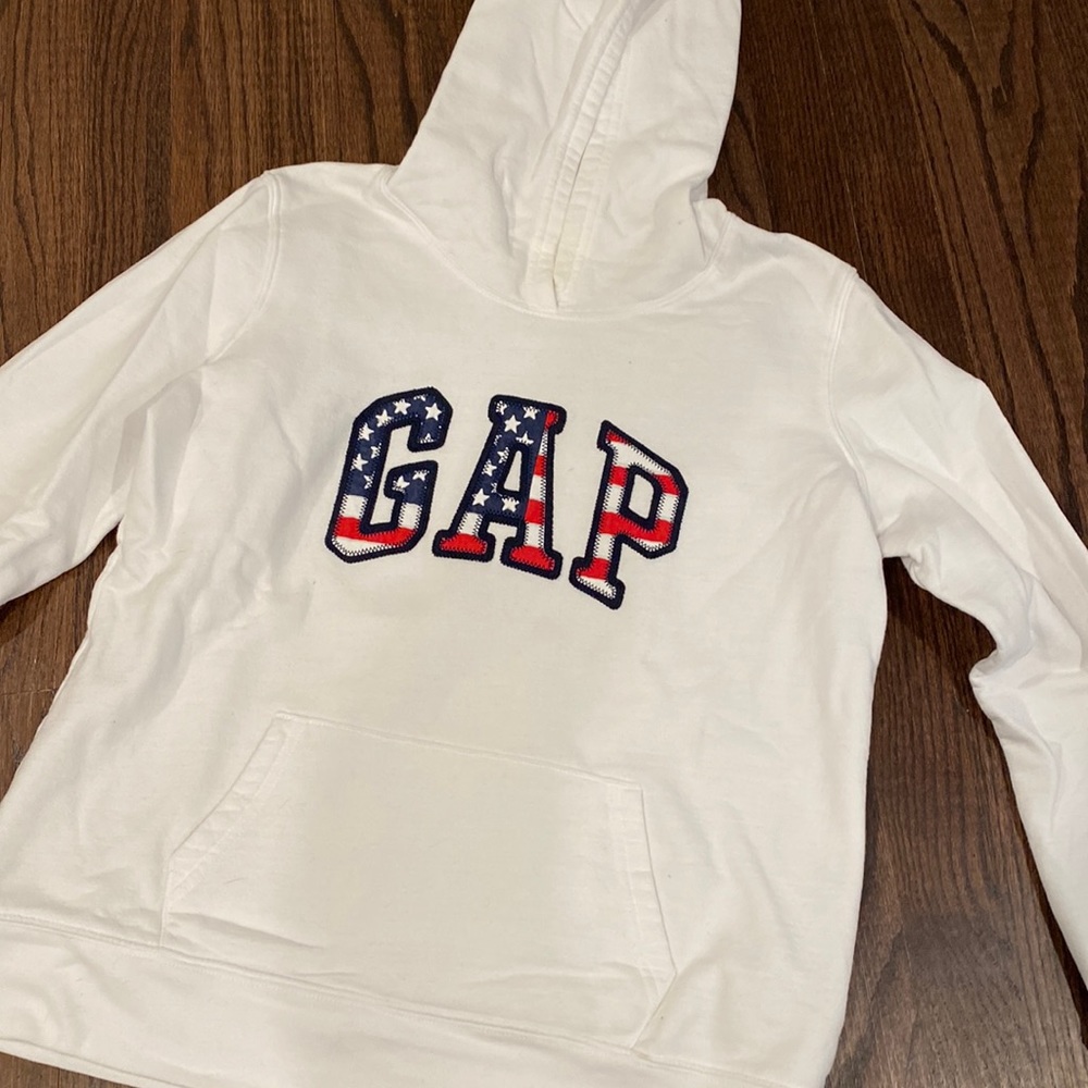 Gap Sweatshirt